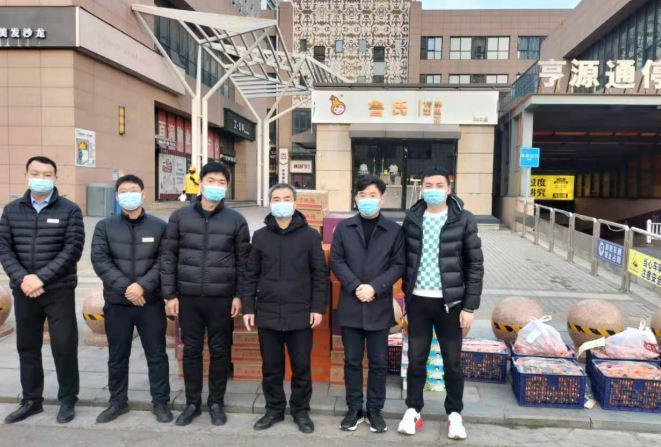 疫情無情人有情